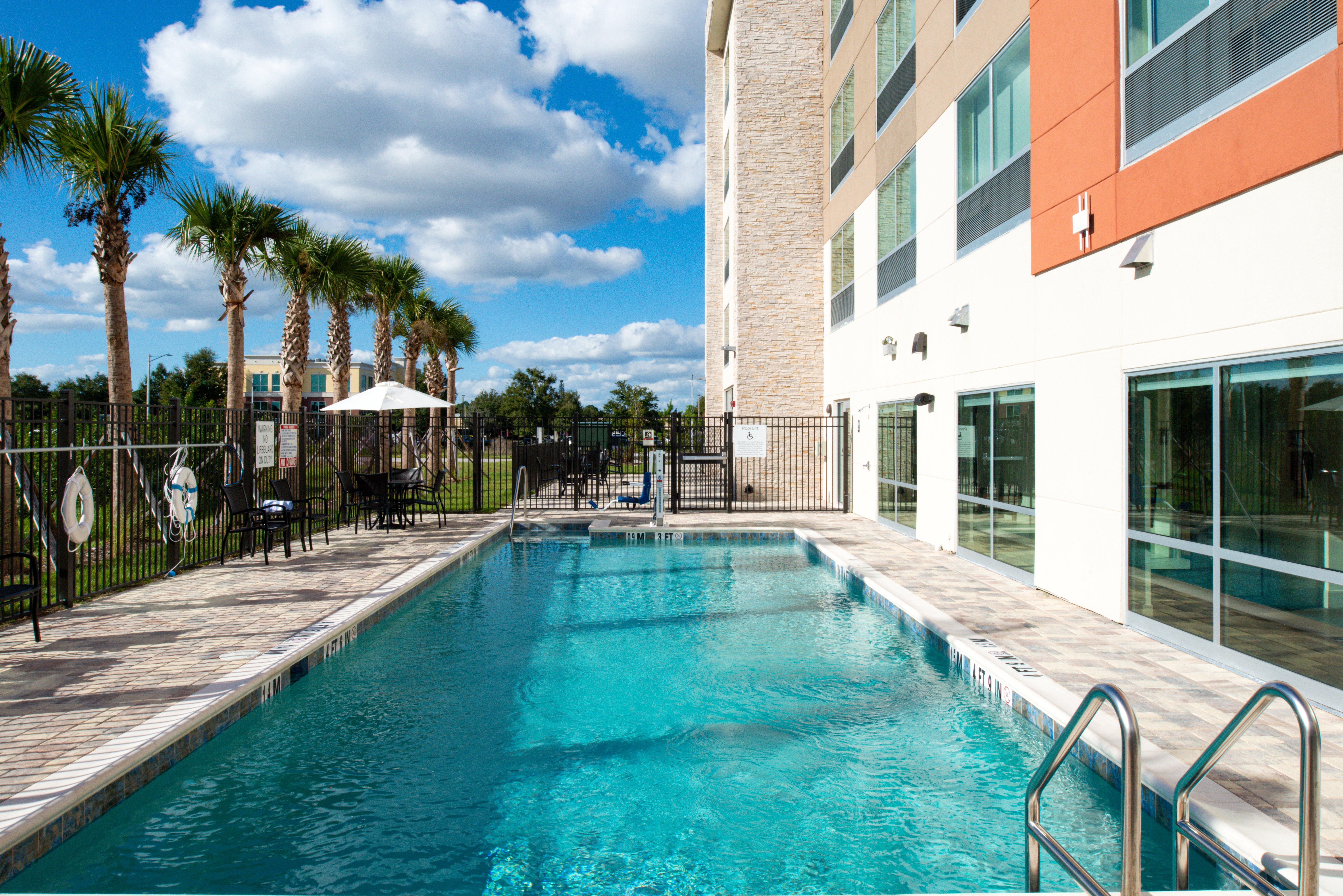 Holiday Inn Express Orlando - South Park, An Ihg Hotel Eksteriør billede